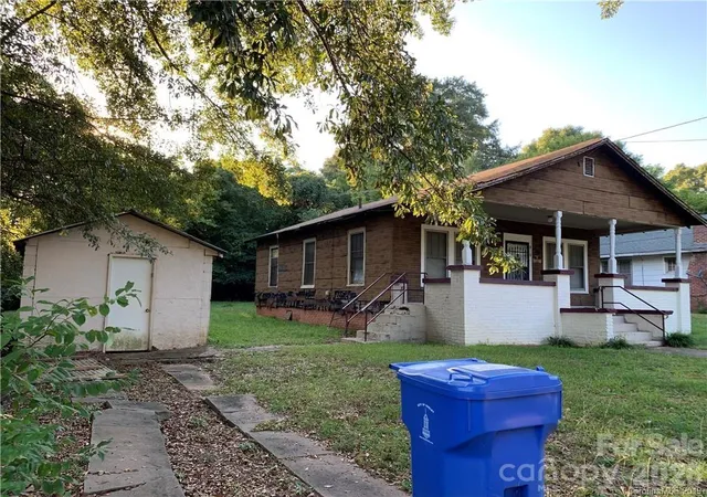 2nd image of 917 Logan St, Shelby, NC 28150 | MLS# 4411759
