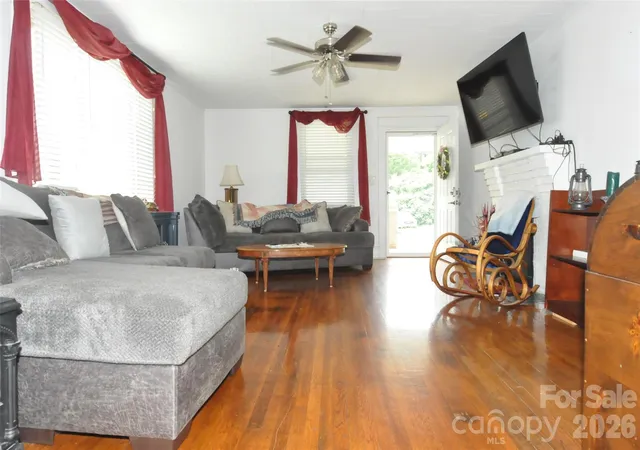 3rd image of 161 Walnut St, Chester, SC 29706 | MLS# 4411761