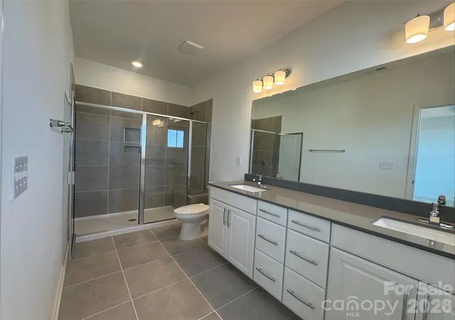 Photo 4 of Townhouse for sale at 2133 Hawksworth Ln, Charlotte, NC 28262 | MLS# 4411766 | Listing updated on 2026-10-08