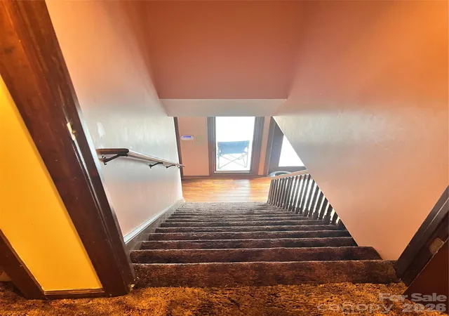Photo 4 of Single family home for sale at 101 Forest Cliff Ct NE, Concord, NC 28025 | MLS# 4411771 | Listing updated on 2026-09-19
