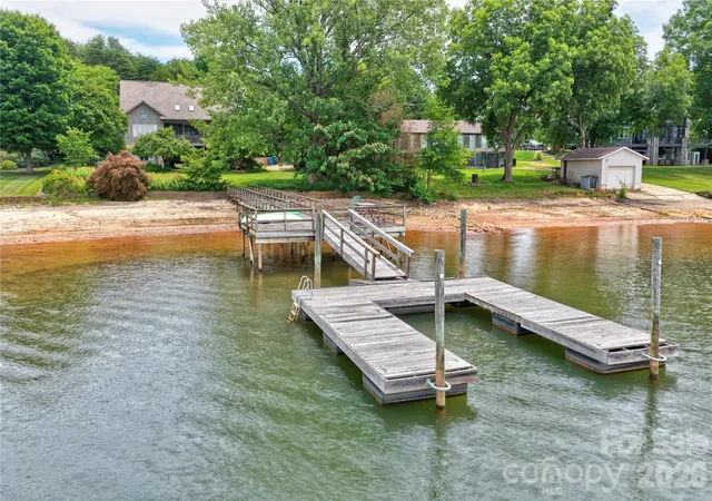 4th image of 326 Ponderosa Cir, Mooresville, NC 28117 | MLS# 4411774