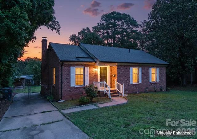 Photo 2 of Single family home for sale at 550 Englewood St Ne, Concord, NC 28025 | MLS# 4411776 | Listing updated on 2026-08-07