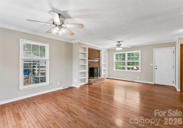 Photo 4 of Single family home for sale at 550 Englewood St NE, Concord, NC 28025 | MLS# 4411776 | Listing updated on 2026-08-07