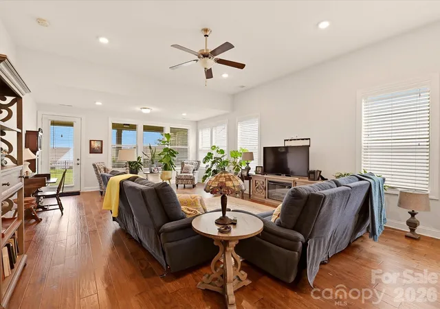 5th image of 7569 Short Putt Ct, Charlotte, NC 28215 | MLS# 4411779