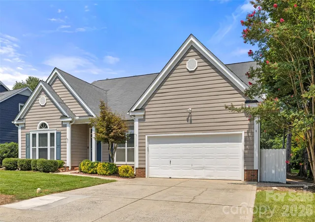 3rd image of 8632 Castlebay Dr, Charlotte, NC 28277 | MLS# 4411791