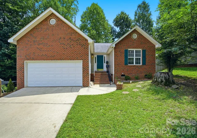 1st image of 1008 Raywood Ct, Matthews, NC 28104 | MLS# 4411795