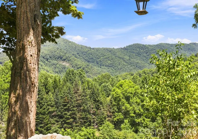 Photo 2 of Single family home for sale at 518 Nicholson Cvs Rd, Cullowhee, NC 28723 | MLS# 4411819 | Listing updated on 2026-08-25