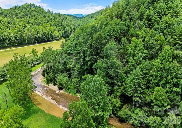 5th image of 6740 Timber Rock Dr, Lenoir, NC 28645 | MLS# 4411822