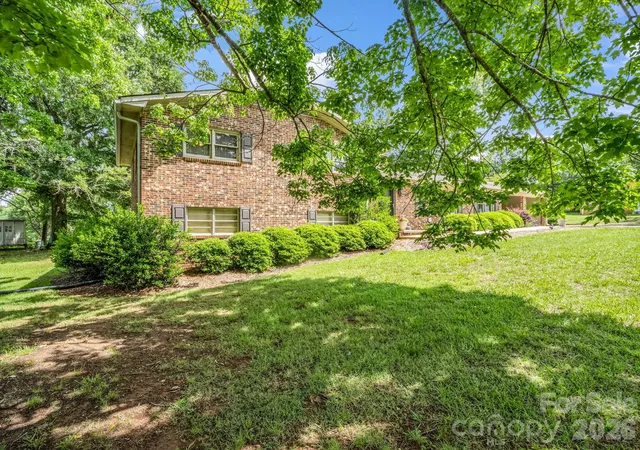 Photo 3 of Single family home for sale at 72 Mcentire Rd, Tryon, NC 28782 | MLS# 4411835 | Listing updated on 2026-09-02