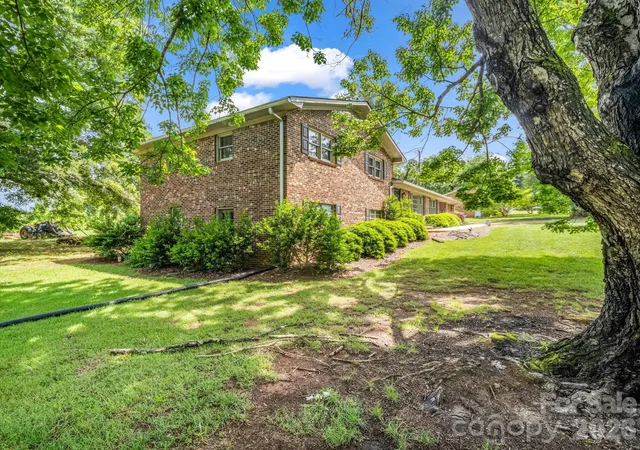 Photo 4 of Single family home for sale at 72 Mcentire Rd, Tryon, NC 28782 | MLS# 4411835 | Listing updated on 2026-09-02