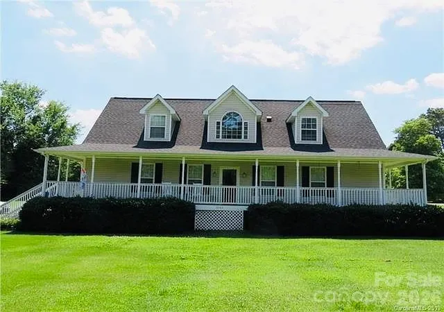 1st image of 1945 Rhyne Rd, Dallas, NC 28034 | MLS# 4411836