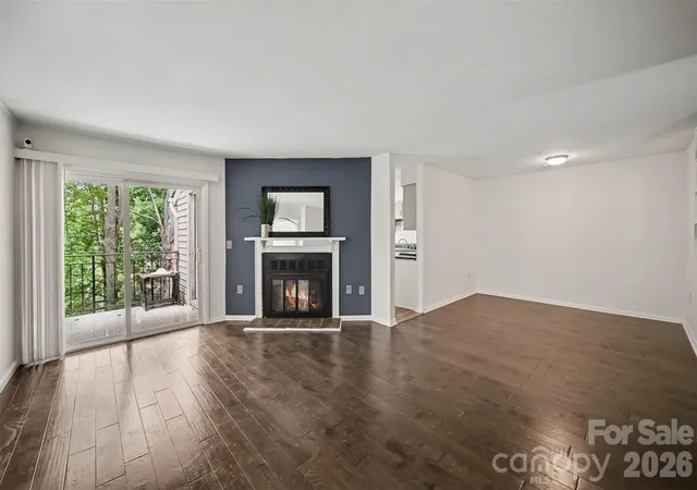 3rd image of 4902 Spring Lake Dr #E, Charlotte, NC 28212 | MLS# 4411853