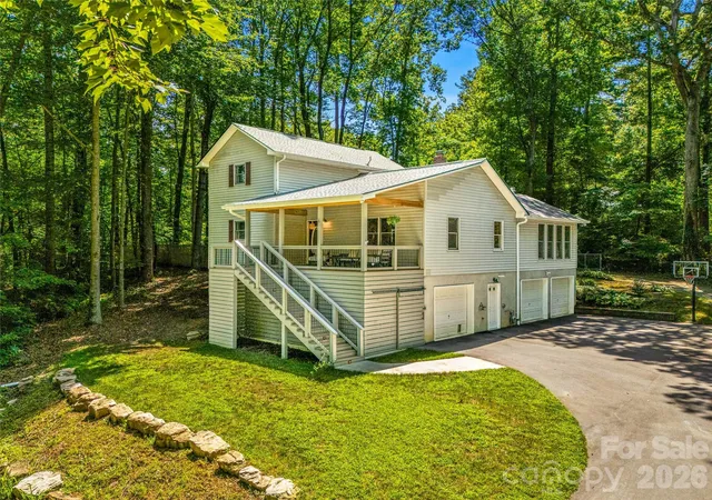 Photo 1 of Single family home for sale at 70 Promised Ridge Dr, Hendersonville, NC 28791 | MLS# 4411866 | Listing updated on 2026-09-02
