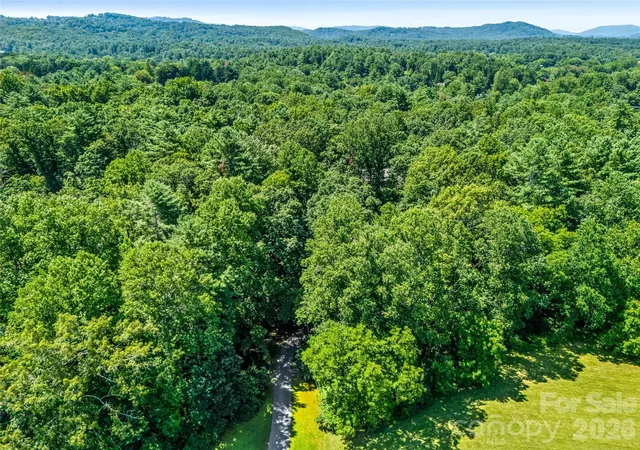 Photo 48 of Single family home for sale at 70 Promised Ridge Dr, Hendersonville, NC 28791 | MLS# 4411866 | Listing updated on 2026-10-04