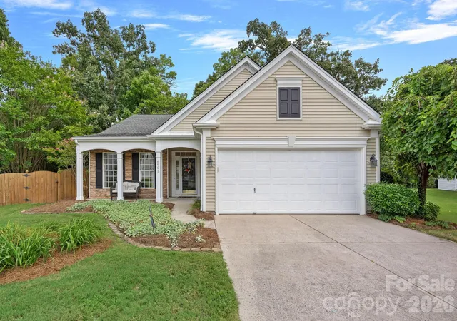 2nd image of 6601 Warbler Wood Ct, Charlotte, NC 28269 | MLS# 4411870