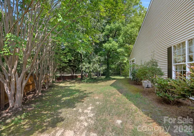 26th image of 6601 Warbler Wood Ct, Charlotte, NC 28269 | MLS# 4411870