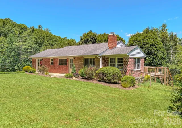 Photo 1 of Single family home for sale at 2150 Nc 80 Hwy, Bakersville, NC 28705 | MLS# 4411879 | Listing updated on 2026-08-26