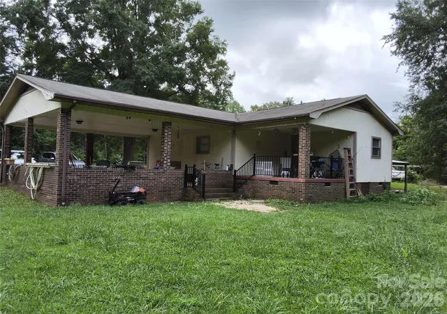 5th image of 1981 Mollys Backbone Rd, Sherrills Ford, NC 28673 | MLS# 4411881