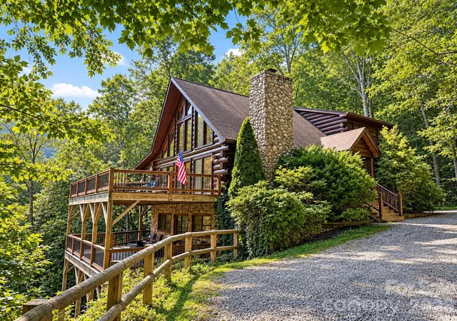 Single family home for sale at 287 Tracking Elk Trl, Waynesville, NC 28785 | MLS# 4411886