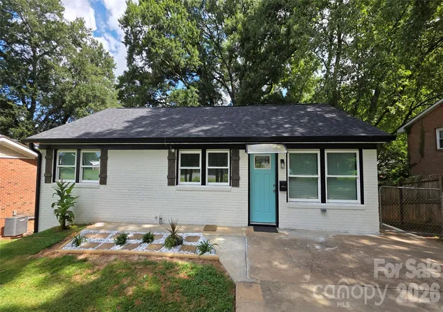 1st image of 513 E Ohio Ave, Bessemer City, NC 28016 | MLS# 4411894