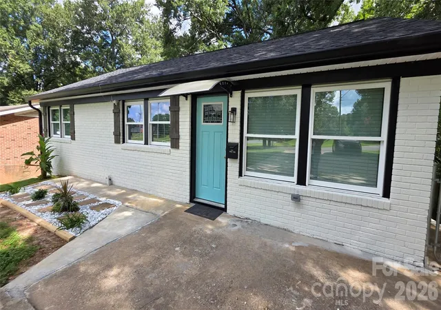 3rd image of 513 E Ohio Ave, Bessemer City, NC 28016 | MLS# 4411894