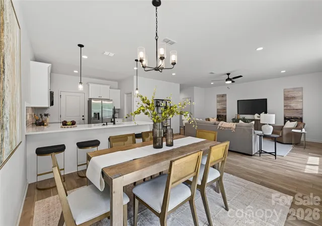 Photo 4 of Single family home for sale at 5234 Hickory Ln, Charlotte, NC 28216 | MLS# 4411896 | Listing updated on 2026-09-22