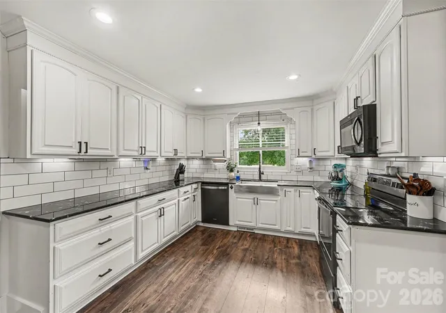 Photo 3 of Single family home for sale at 5718 White Store Rd, Wingate, NC 28174 | MLS# 4411897 | Listing updated on 2026-10-02