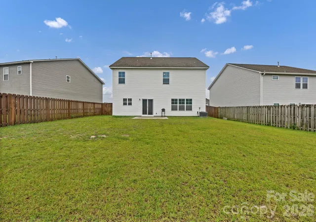 Photo 3 of Single family home for sale at 102 Calming Crk Way, Elgin, SC 29045 | MLS# 4411903 | Listing updated on 2026-08-07
