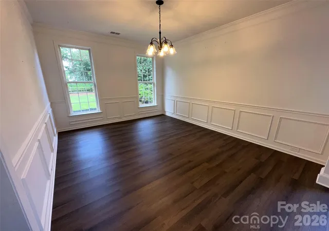 Photo 3 of Single family home for sale at 5867 Crimson Oak Ct, Harrisburg, NC 28075 | MLS# 4411906 | Listing updated on 2026-08-08