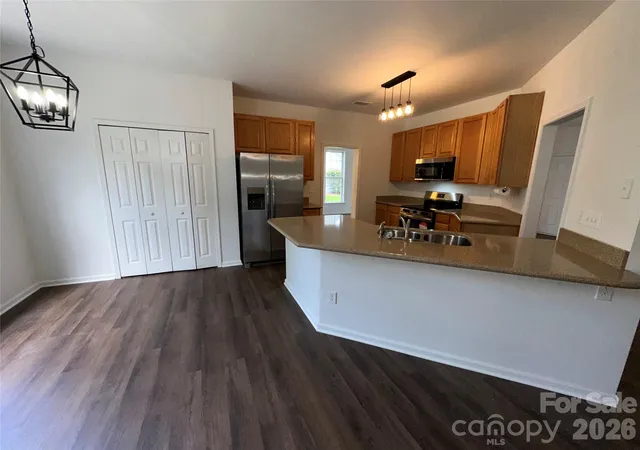 Photo 4 of Single family home for sale at 5867 Crimson Oak Ct, Harrisburg, NC 28075 | MLS# 4411906 | Listing updated on 2026-08-08