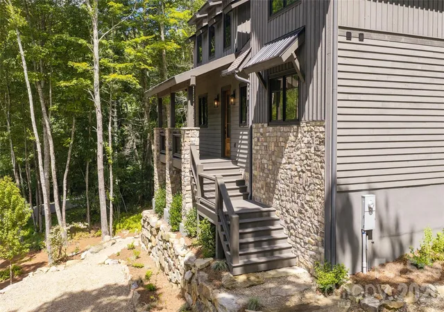 Photo 3 of Single family home for sale at 11 E Fish Camp Trl #W19, Glenville, NC 28736 | MLS# 4411915 | Listing updated on 2026-08-14