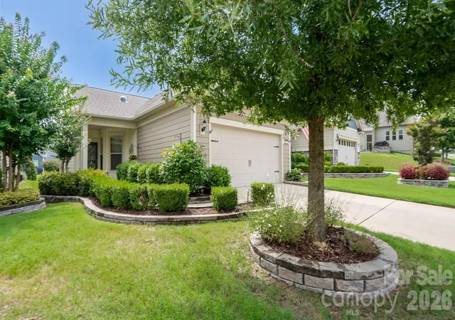Photo 1 of Single family home for sale at 1018 Kirby Dr, Fort Mill, SC 29715 | MLS# 4411917 | Listing updated on 2026-10-20