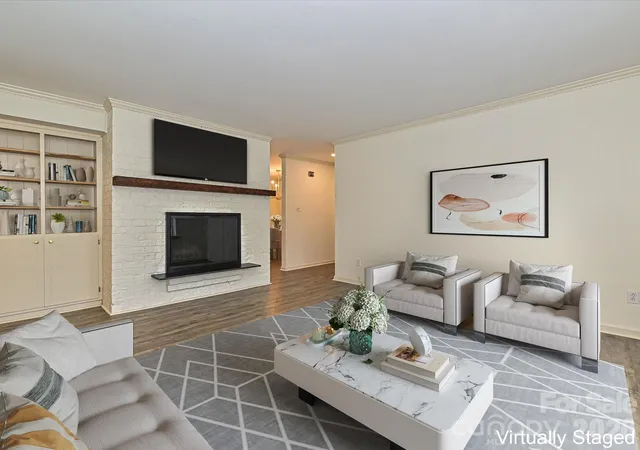 Listing Photo 5 - Condo for sale in building located at 3520 Colony Rd, Charlotte, NC 28211 - Unit #G