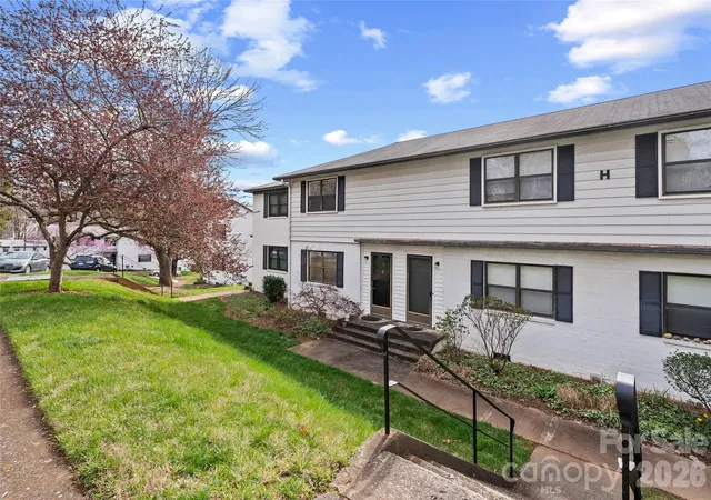 17th image of 615 Biltmore Ave #H-2, Asheville, NC 28803 | MLS# 4411921