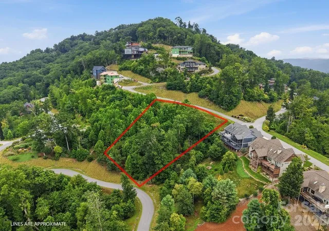3rd image of 21 Marble Heights Trl, Hendersonville, NC 28791 | MLS# 4411922