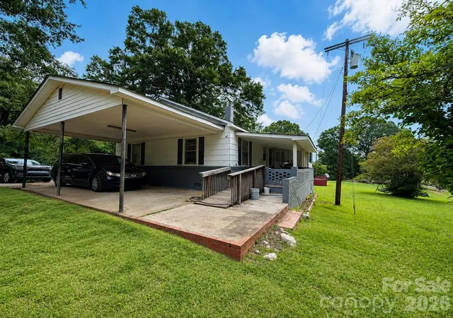 3rd image of 1499 Old Landsford Rd, Lancaster, SC 29720 | MLS# 4411927