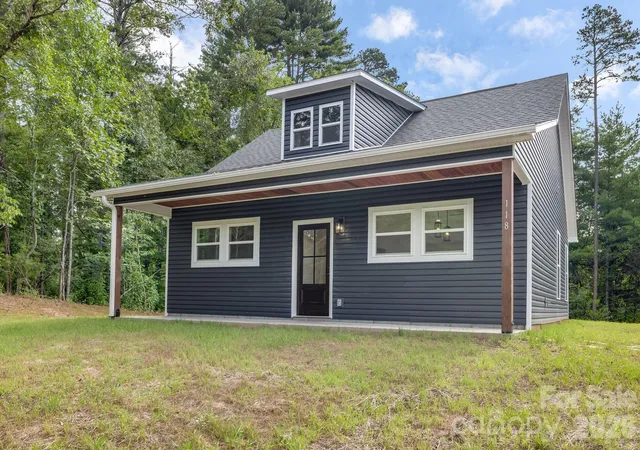 Photo 3 of Single family home for sale at 118 Dog Star Ln, Alexander, NC 28701 | MLS# 4411929 | Listing updated on 2026-10-02