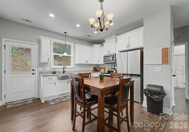 Photo 4 of Single family home for sale at 254 Ivory Ln, Sylva, NC 28779 | MLS# 4411936 | Listing updated on 2026-08-08