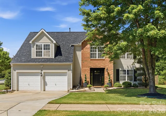 2nd image of 8807 Royal Bluff Dr, Charlotte, NC 28269 | MLS# 4411942