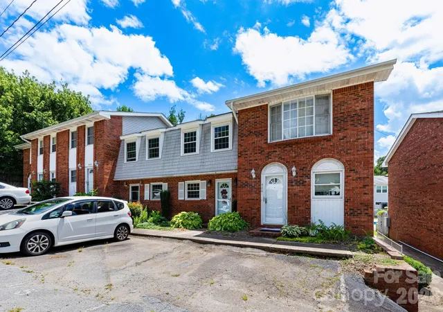 20th image of 405 Southway Garden Rd, Arden, NC 28704 | MLS# 4411945