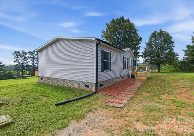 5th image of 3906 Hollis Rd, Ellenboro, NC 28040 | MLS# 4411971