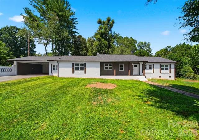 Photo 1 of Single family home for sale at 908 13th Street Nw, Conover, NC 28613 | MLS# 4411974 | Listing updated on 2026-08-13