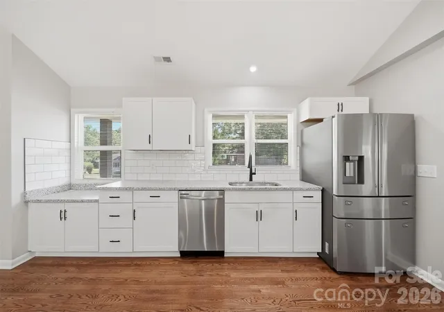 Photo 3 of Single family home for sale at 908 13th Street Nw, Conover, NC 28613 | MLS# 4411974 | Listing updated on 2026-08-13