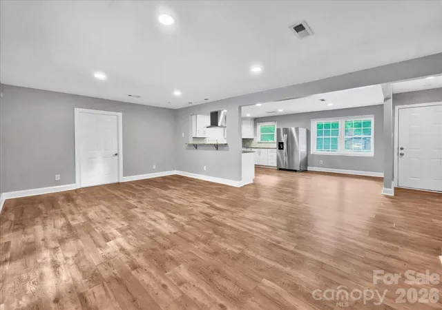 4th image of 1926 Tyvola Rd, Charlotte, NC 28210 | MLS# 4412010