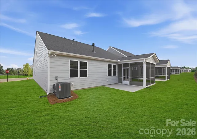 5th image of 1004 Garfield Rd, Sherrills Ford, NC 28673 | MLS# 4412011