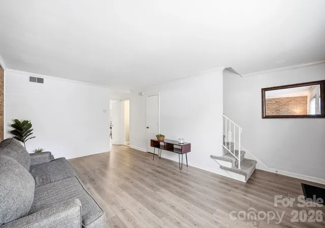 Photo 4 of Condo for sale at 3720 Park Rd #J, Charlotte, NC 28209 | MLS# 4412025 | Listing updated on 2026-08-20