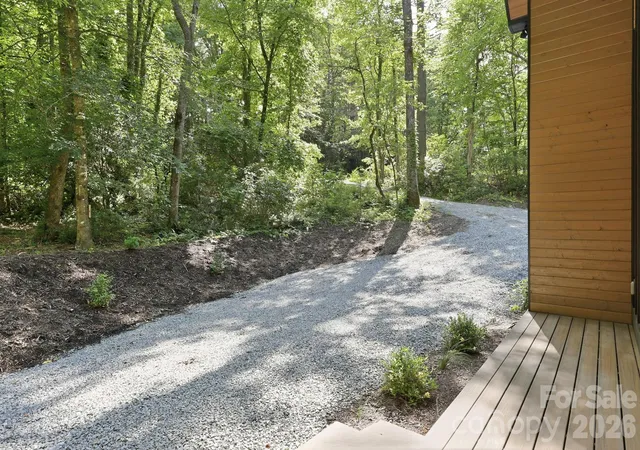 47th image of 2272 Evans Rd, Hendersonville, NC 28739 | MLS# 4412038