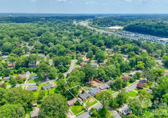 27th image of 1062 Dresden Dr W, Charlotte, NC 28205 | MLS# 4412052