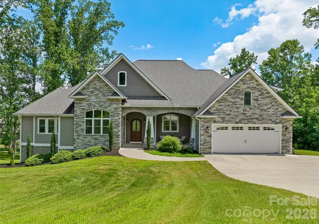 2nd image of 143 Gracie Ln, Mills River, NC 28759 | MLS# 4412058