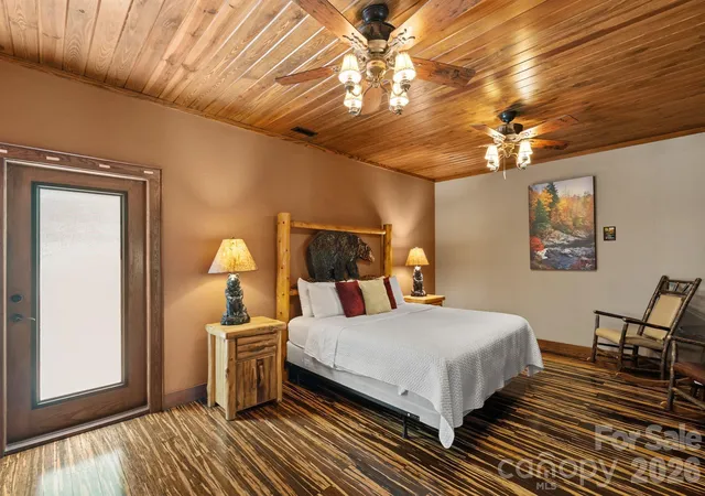 Photo 4 of Single family home for sale at 100 Moonshineholler Dr, Maggie Valley, NC 28751 | MLS# 4412066 | Listing updated on 2026-08-12